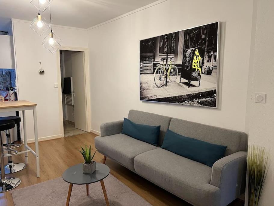 Le Comte Est Bon, Quartier Antiquaires Apartamento Dijon Exterior foto